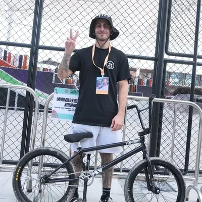 JOSH KHOURY BMX ๐ฆ๐บ profile