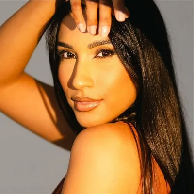 Josi Neves profile