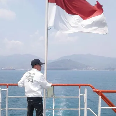Journey Karya | Socmed Influencer profile