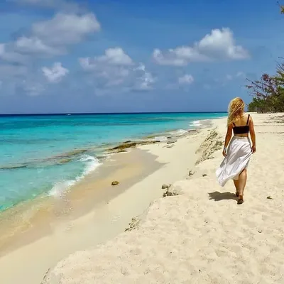 Journeys2Paradise Travel Blog profile