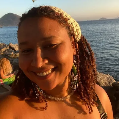 Joyce Ferreira profile