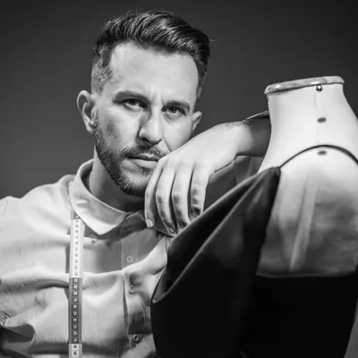 Junior Mezzomo | Educação em Moda profile