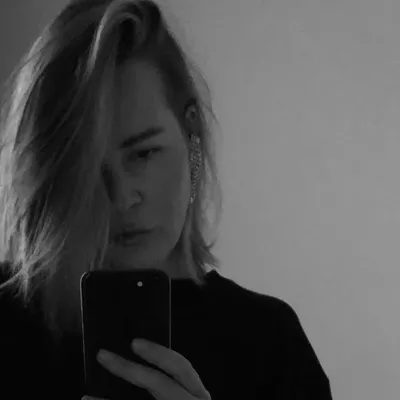 JULIA RUBAN Fashion Designer profile
