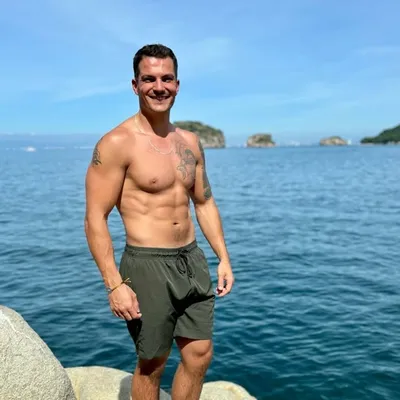 Jesse Sarro profile