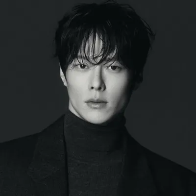 장기용 profile