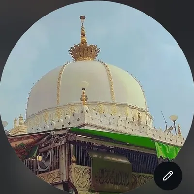 RAZAVI❤️ profile