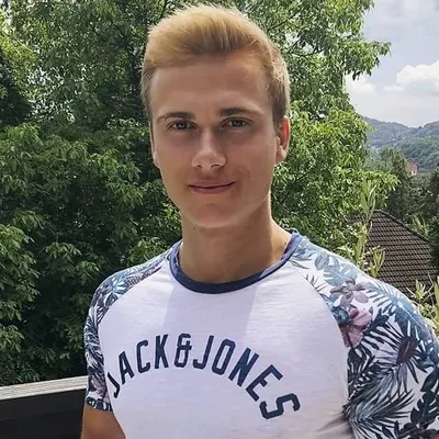 Jürgen Slapar profile