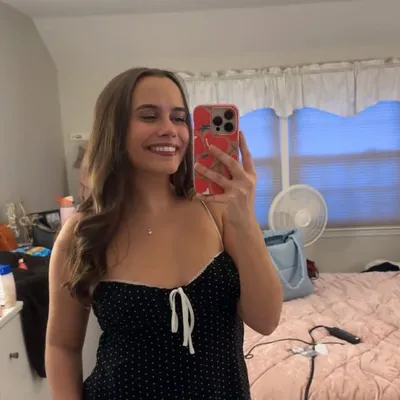 Julia Cavallaro profile
