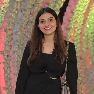 Julfa Sanghvi profile