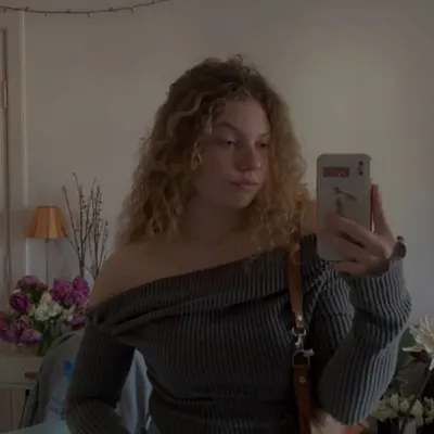 Julia :) profile