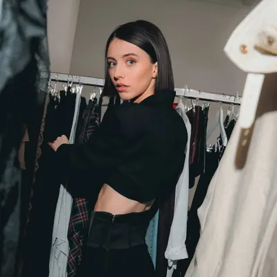 PERSONAL & MEDIA STYLIST profile
