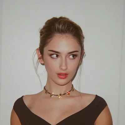 Julia Butters profile