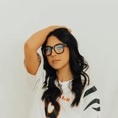 Life With Jules🌾 profile