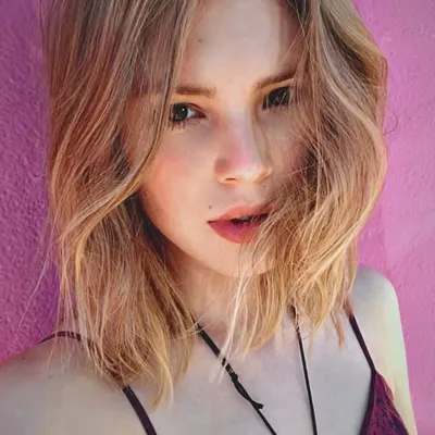 Julia Kiecksee profile