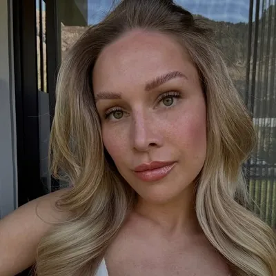 ⠀⠀⠀⠀⠀⠀⠀⠀⠀⠀⠀⠀⠀⠀⠀ Julia profile