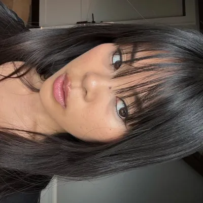 Julia Dang profile