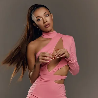 JULIA ANGELINA profile