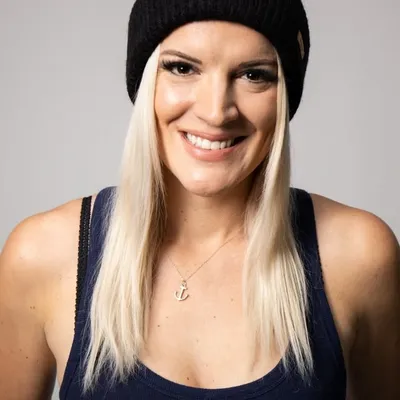 Julia Brueckler profile