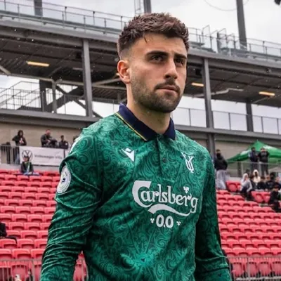 Julian Altobelli profile