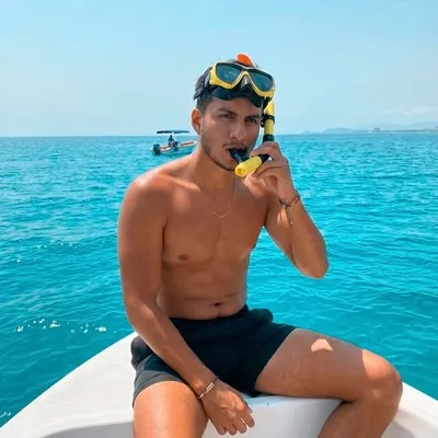 Julián Castellanos profile
