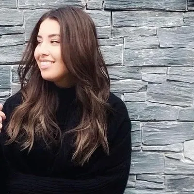 Julia Neroli profile