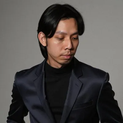 Julian Tay™ profile