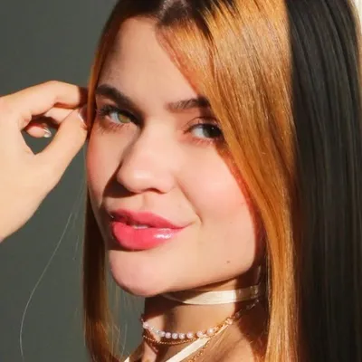 Julia Olympio profile