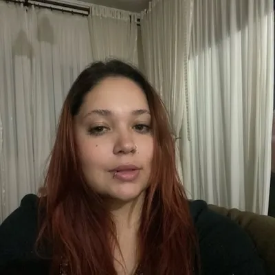 Julia Vitoria profile