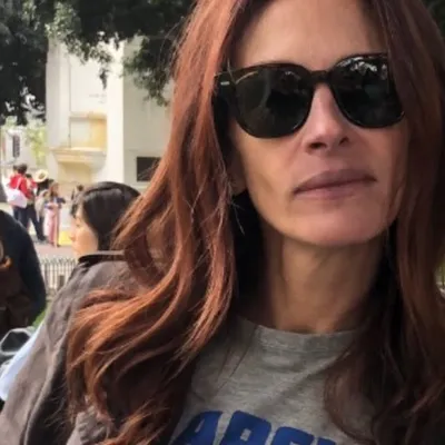 Julia Roberts profile