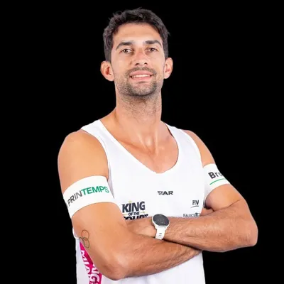Julian Amado Azaad profile