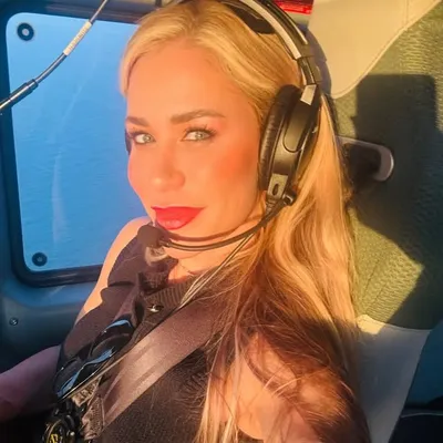 Julica Renn profile