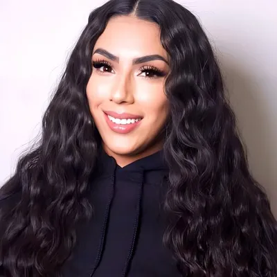 Julie Miera profile