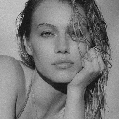 Julie Verlo profile