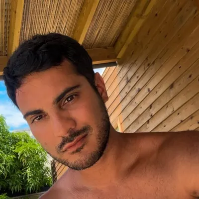 Julien profile