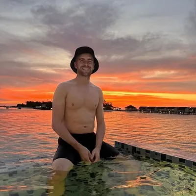 Julien profile