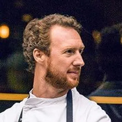 julien van den neste profile