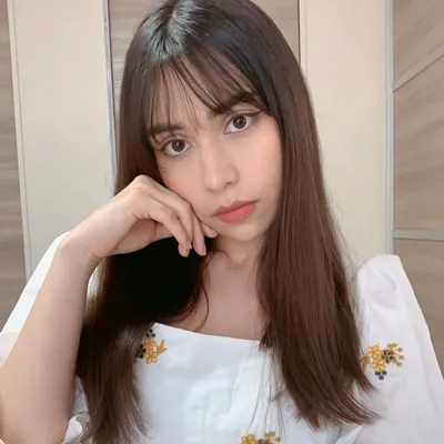 Juli profile