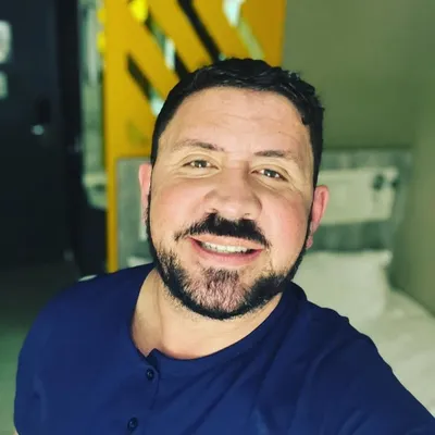 Julio Mattos profile