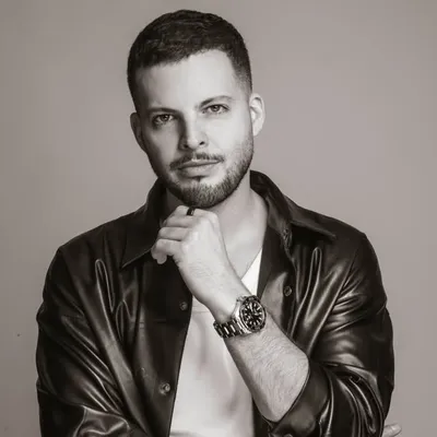 Julio Vallado profile