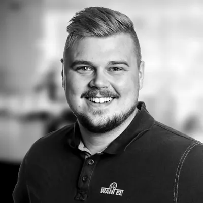 JULIUS ÖSTLUND profile