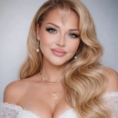 Luxury Bridal Hair & Makeup Artist | Makeup Workshop profile