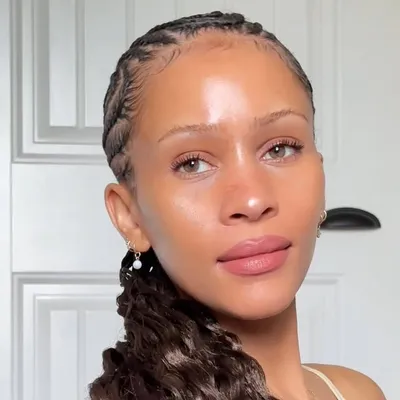 Julie Jones🍒 profile