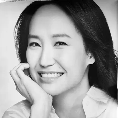 June Kang 강주은 profile
