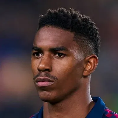 Junior Firpo profile
