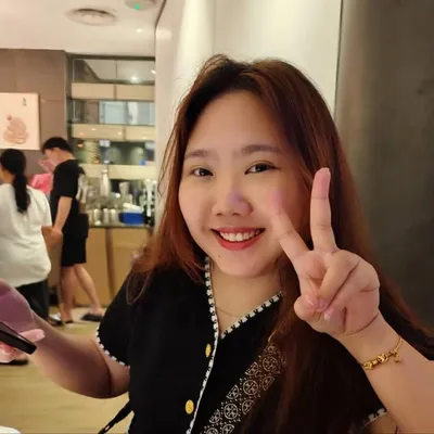 Junn (Andrea) profile