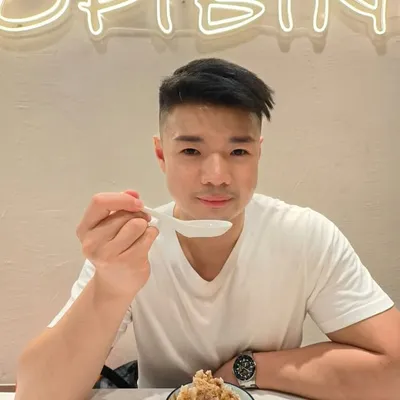 Junxian Liow profile