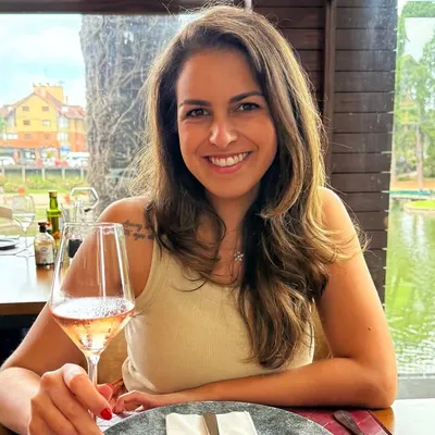 Juliana Palma profile