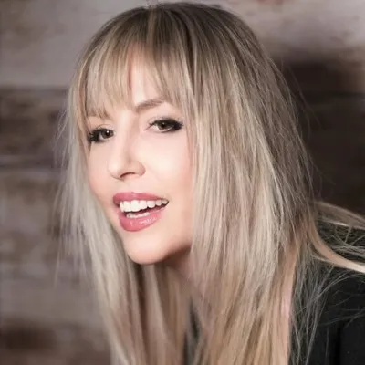 Sabine Lipina profile