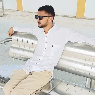 Ritik ๐ profile