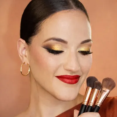 đź’„PATRICIA MESEGUERđź’„ MAQUILLADORA PROFESIONAL profile